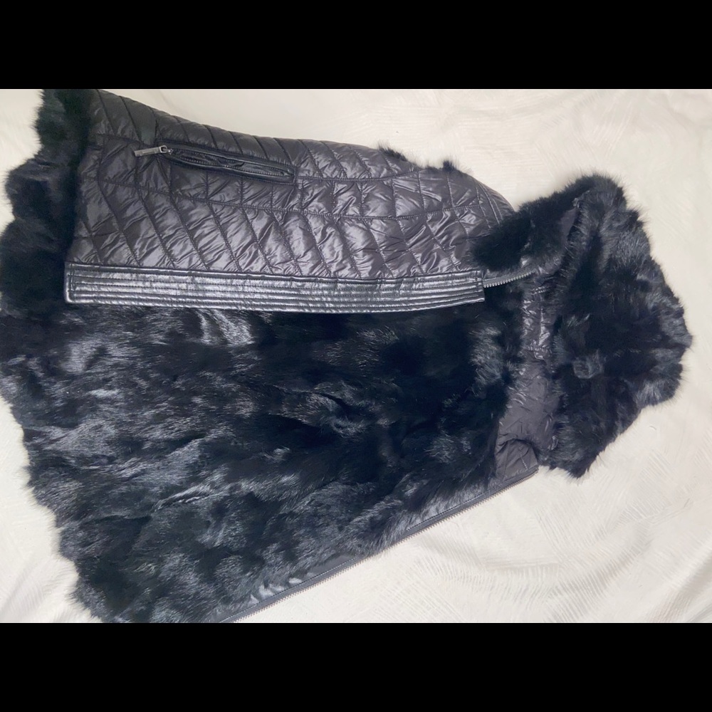 BCBG Hooded Reversible Rabbit Fur Hooded Vest - Picture 7 of 12